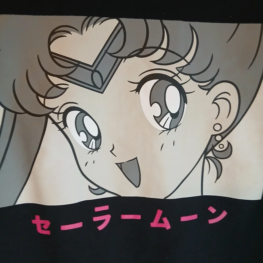Sailor Moon- Sweatshirt- Graphic- Black- Size Medium Juniors - Picture 6 of 10